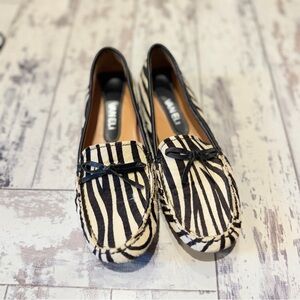 VanEli Women’s Zebra Calf Hair Loafers size 6b